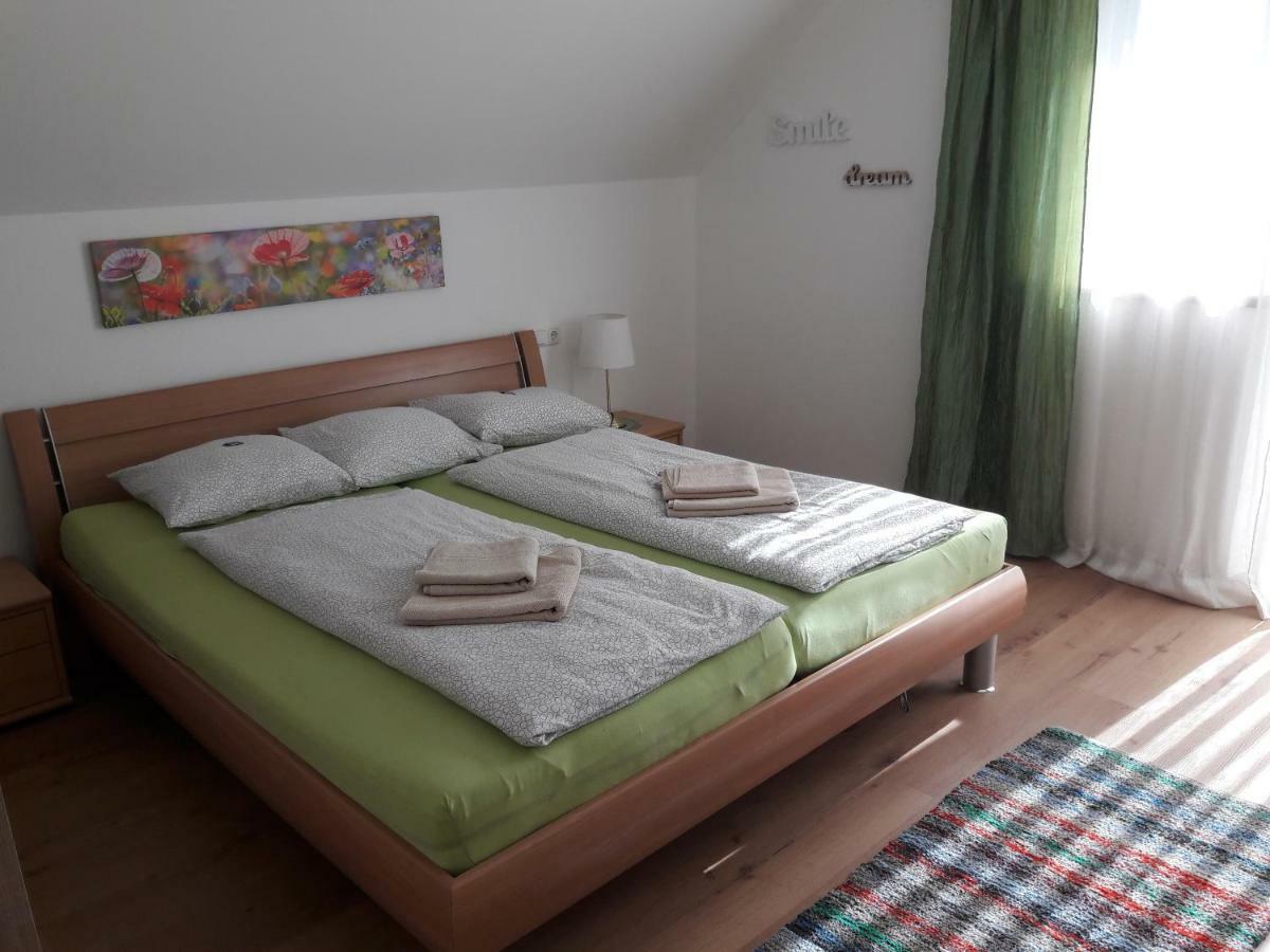 Apartment Sandra Обертраун Екстериор снимка